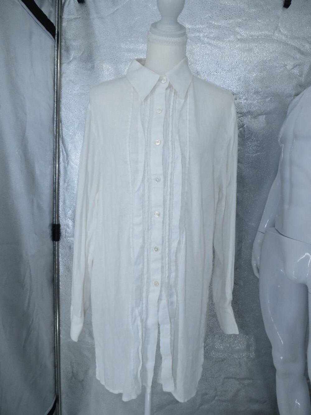 Cabi Linen Shirt White Large Button Down Tuxedo Pleated Coastal Grandma Tunic